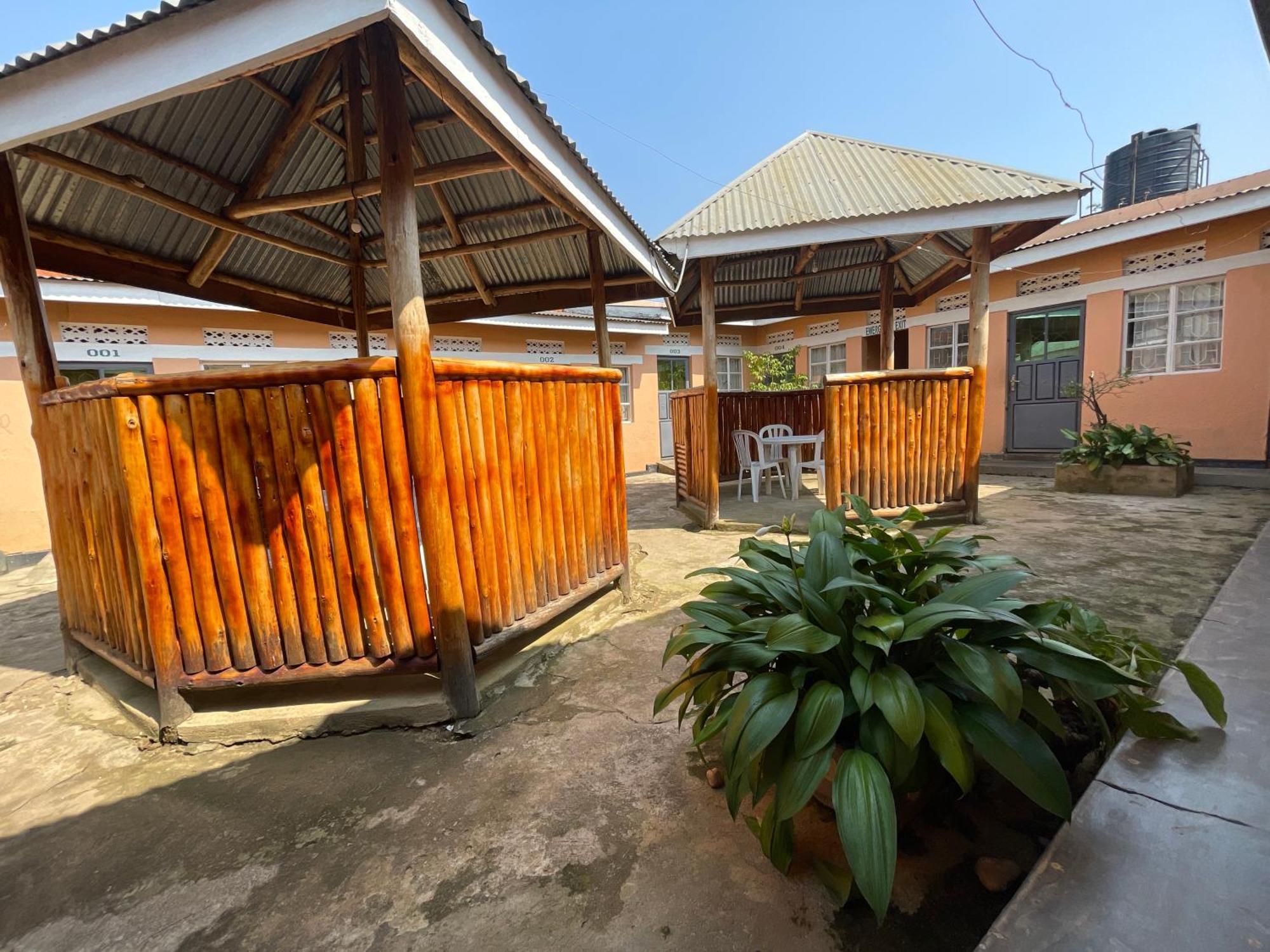 Suba Motel Kihihi 外观 照片