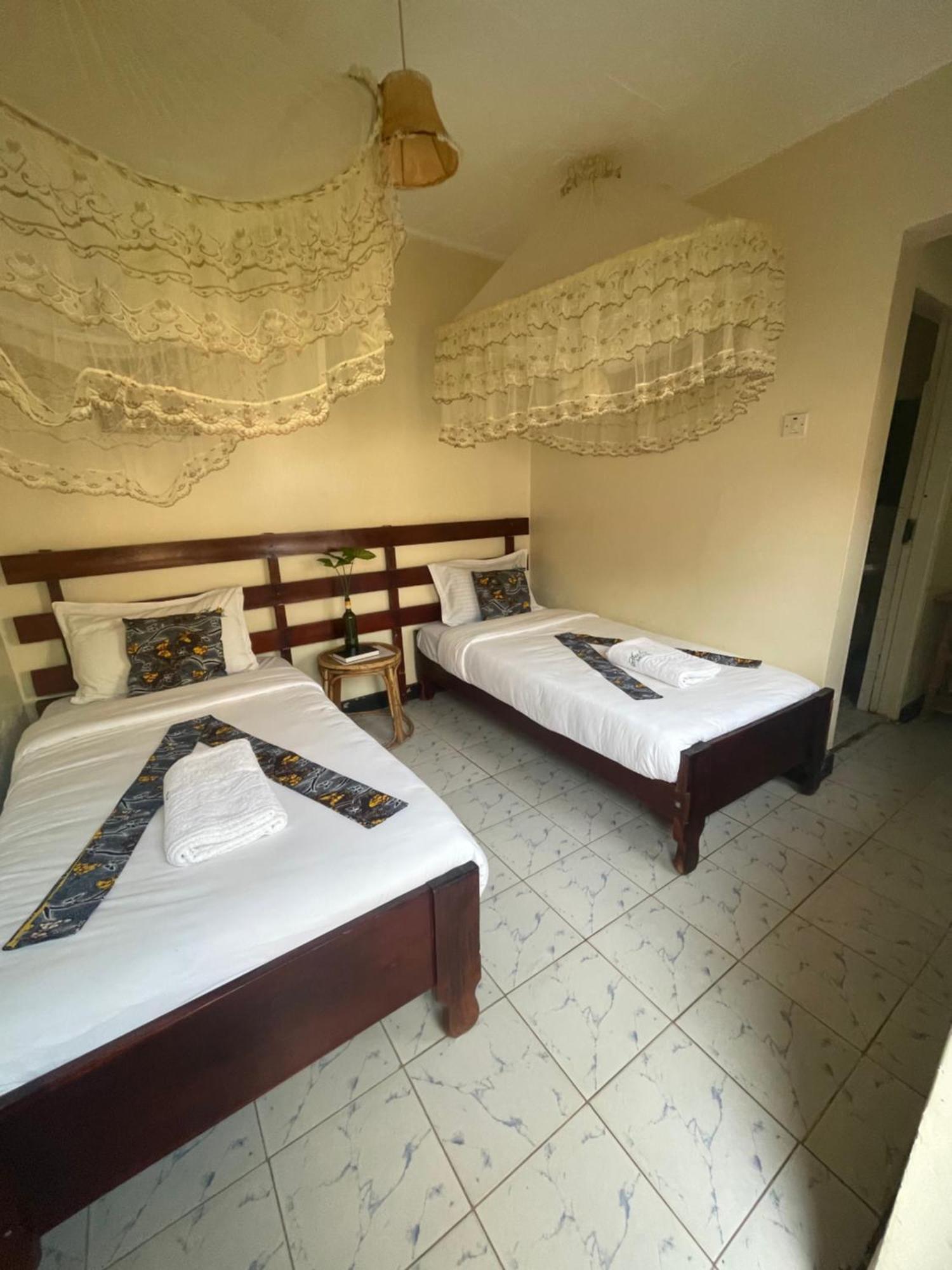 Suba Motel Kihihi 外观 照片